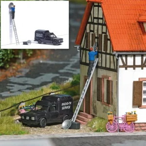 Busch 7982 HO Installing Satellite Dish Figure Set - Quality Trains and Accessories Galore