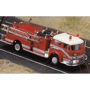 Busch 5604 HO Pumper Fire Truck With Operating Flashing Lights - Quality Trains and Accessories Galore