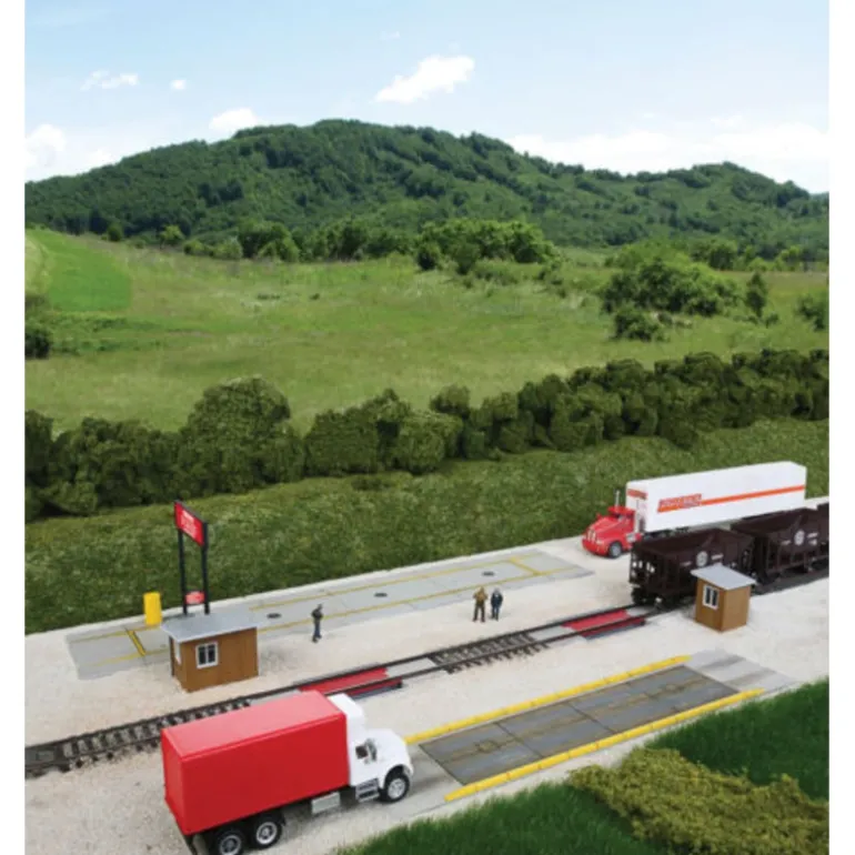 Walthers 933-4068 HO Truck & Rail Scale Kit - Quality Trains and Accessories Galore> Store