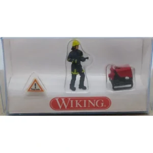 Wiking 0190126 1:87 Fire Fighter Character with Props (Pack of 3) - Quality Trains and Accessories Galore> Online