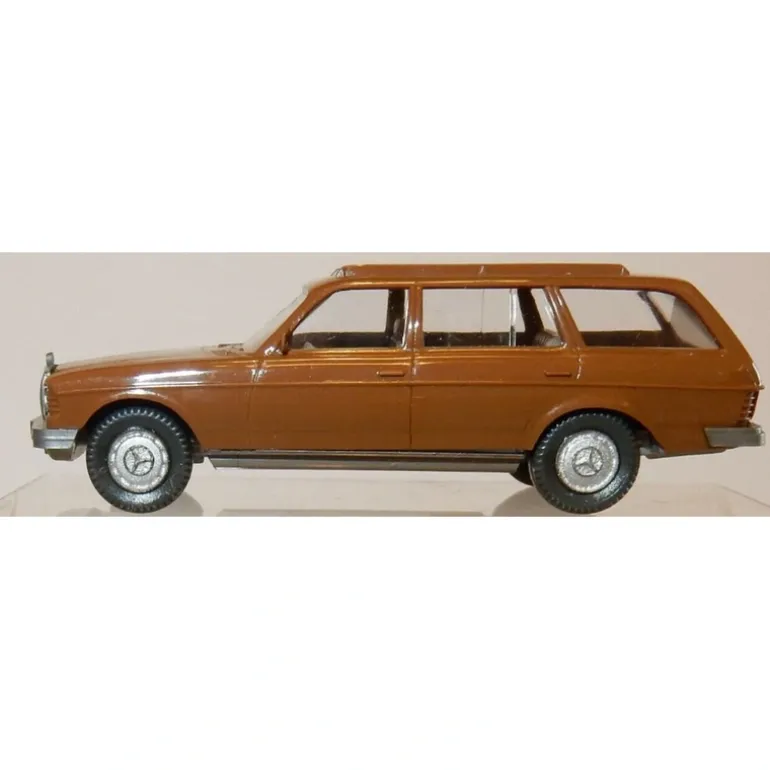 Wiking 10155 HO Scale Tan Mercedes Benz Station Wagon 250T - Quality Trains and Accessories Galore> Flash Sale